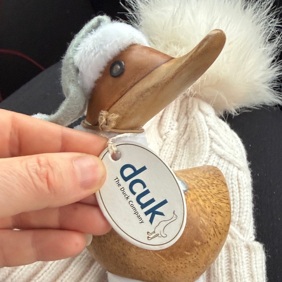 DCUK Adorable Wooden Duck with Winter Hat and Scarf - Picture 2 of 6